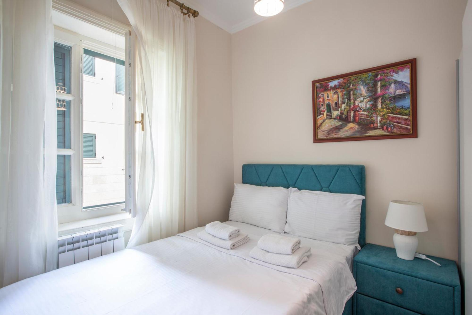 Montesan Luxury Apartment Beach Front Sveti Stefan Exteriör bild