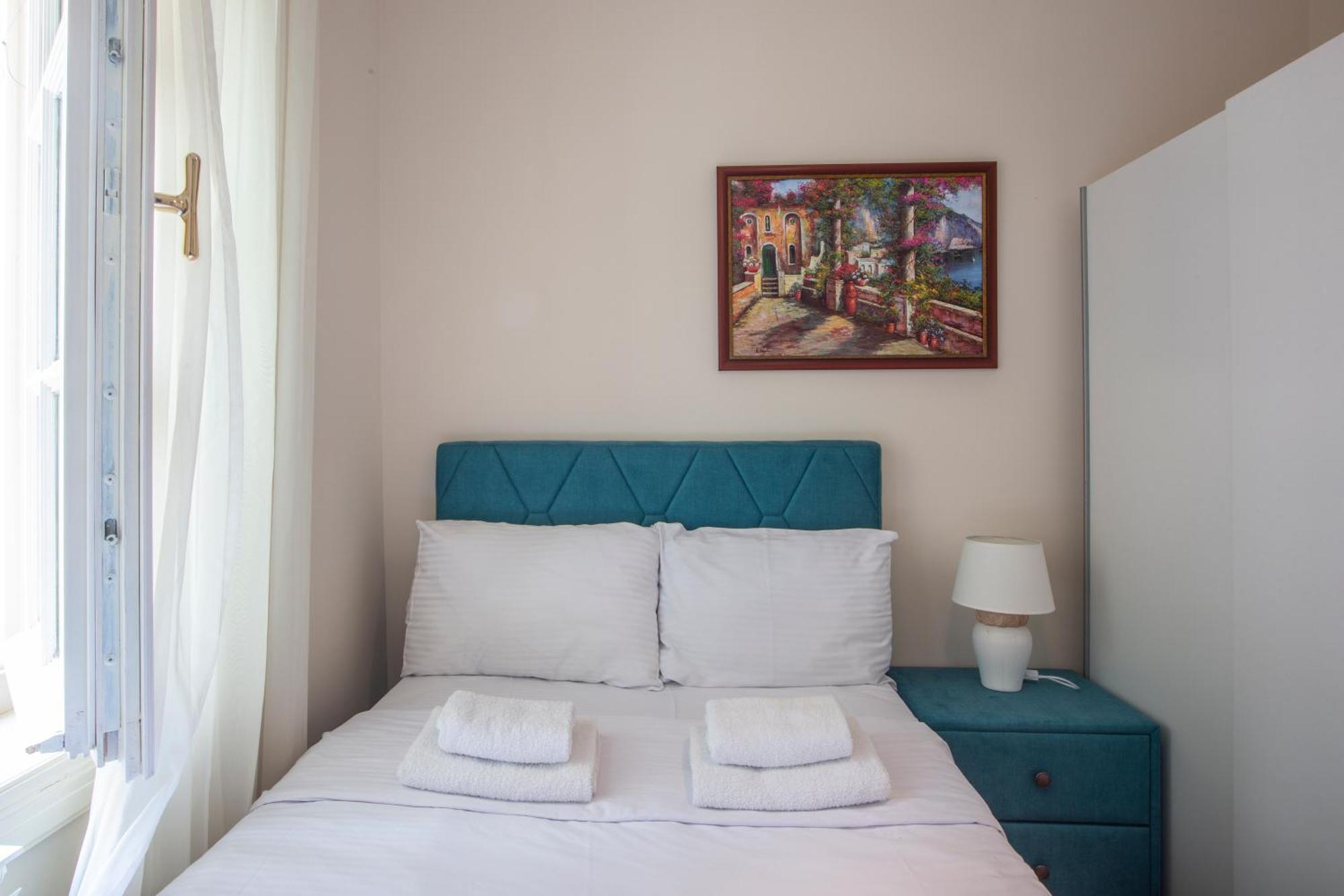 Montesan Luxury Apartment Beach Front Sveti Stefan Exteriör bild