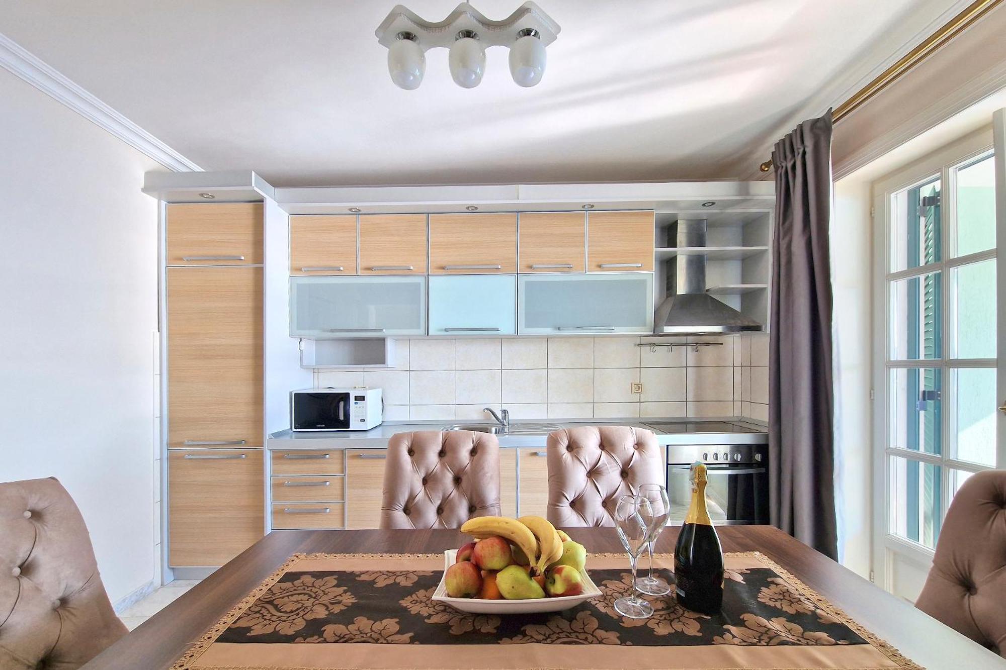 Montesan Luxury Apartment Beach Front Sveti Stefan Exteriör bild